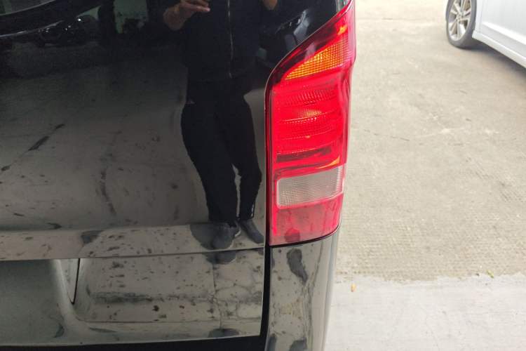 Used Mercedes-Benz Vito 2018 2.0T Business Version China V Emission Standard