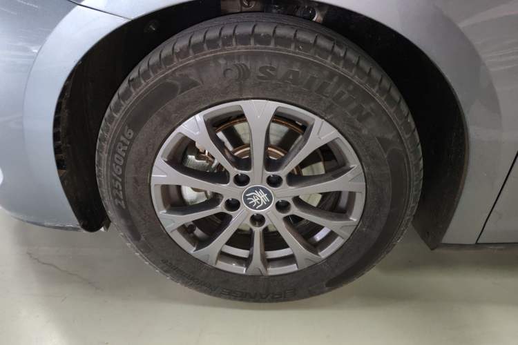 Used BYD Qin L 2025 DM-i Smart Drive 80KM Leading Model Exterior 4