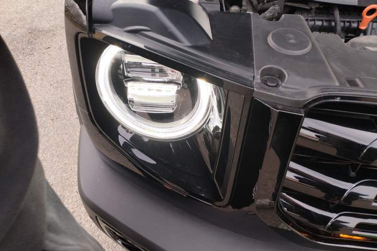 Used Haval DARGO 2022 2.0T DCT 4x4 Xiaotianquan Pursuit Edition Right Front Headlight