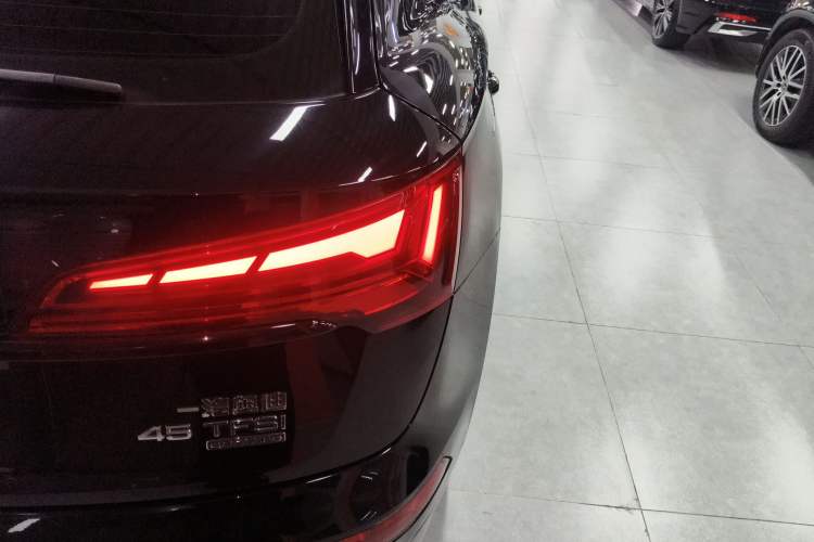 Used Audi Q5L 2022 45T Luxury Dynamic Model
