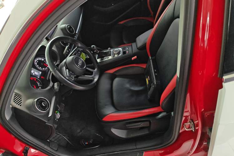 Used Audi A3 2018 30th Anniversary Edition Sportback 35 TFSI Ambition Model