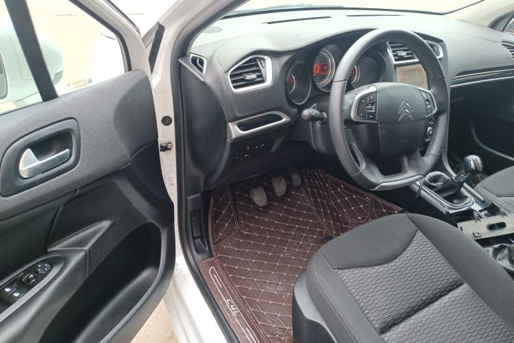 Used Citroen C4L 2014 1.8L Intelligent Drive Manual Enjoyment Model Driver Seat