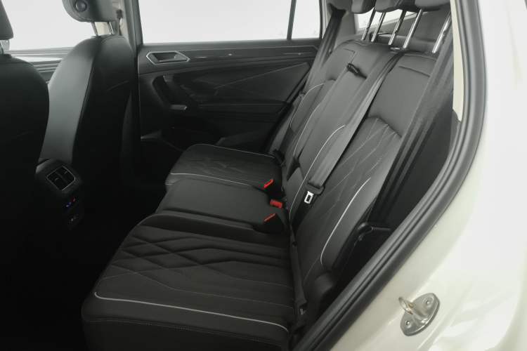 Used Volkswagen Tiguan L 2023 300TSI Automatic Two-Wheel Drive Smart Edition