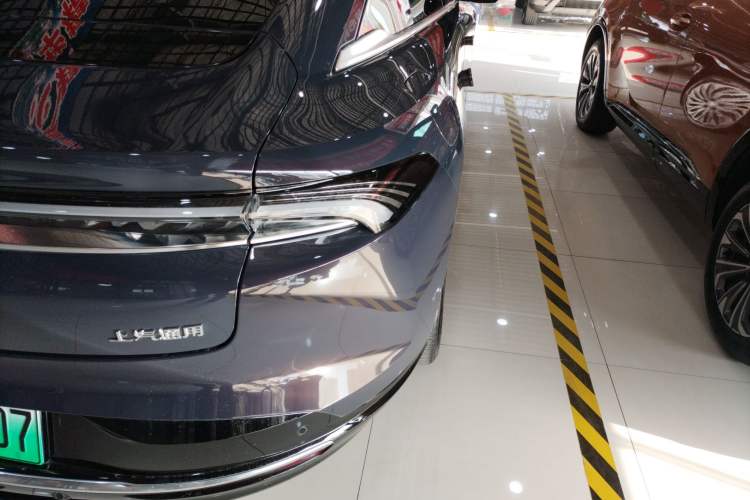 Used Buick L7 2025 Model Aivia