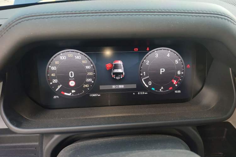 Used Land Rover Defender 2023 Facelift 90 3.0T P400 XS Instrument Cluster