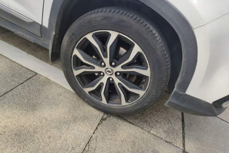Used FORTHING Joyear X5 2017 Jingxiang Series 1.5T CVT Smart Connectivity Model Right Front Wheel Hub