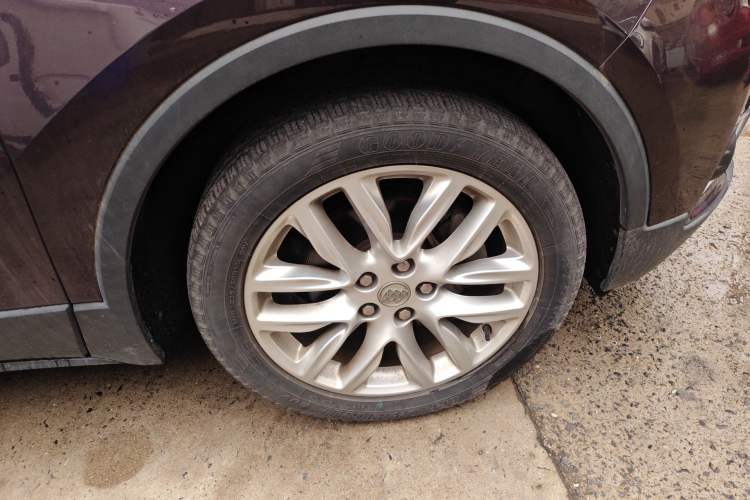 Used Buick Envision 2018 28T Four-Wheel Drive Elite Version Right Front Wheel Hub