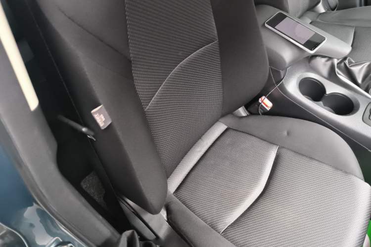 Used Mazda 3 Axela 2017 Sedan 1.5L Automatic Comfort Model Emission Standard China V
