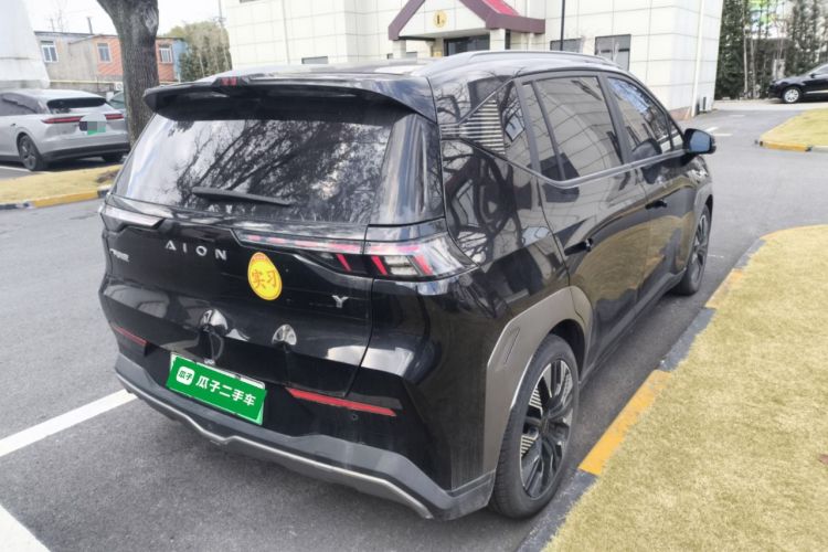 Used AION Y 2022 70 Tech Edition Lithium Iron Phosphate
