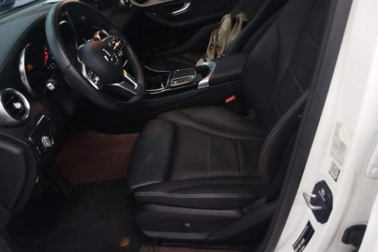 Used Mercedes-Benz GLC 2020 GLC 260 L 4MATIC Dynamic Model
