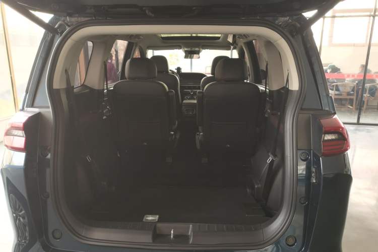 Used GAC Trumpchi M6 2023 PRO 270T DCT Luxury Edition Trunk