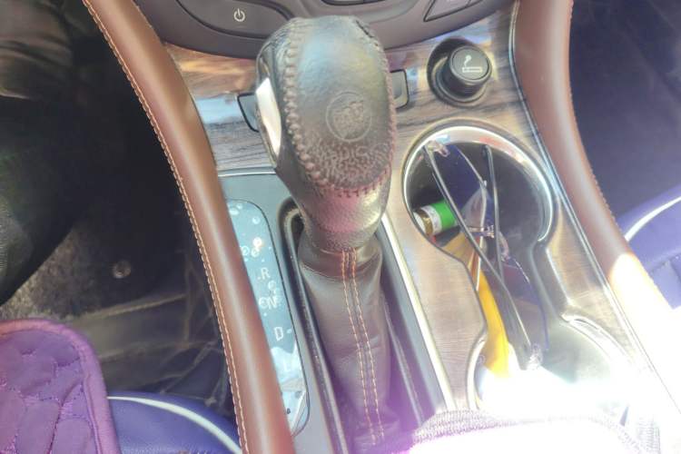 Used Buick Envision 2016 20T Four-Wheel Drive Elite Model Gear Lever