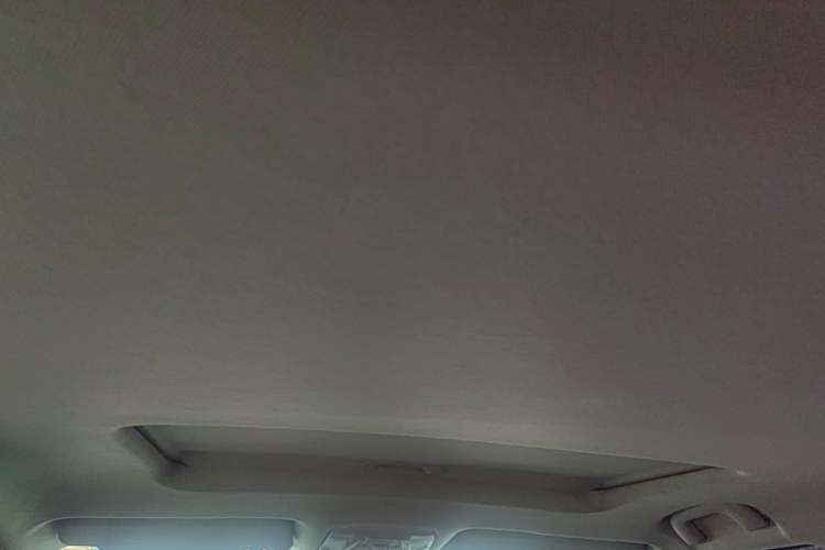 Used GAC Trumpchi GS3 2017 200T Automatic Elite Edition Headliner