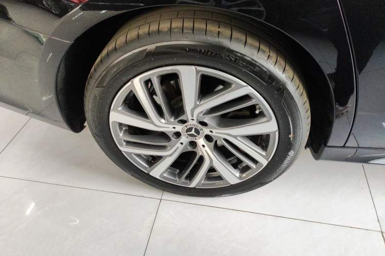 Used Mercedes-Benz E-Class 2025 E 300 L Stylish Model