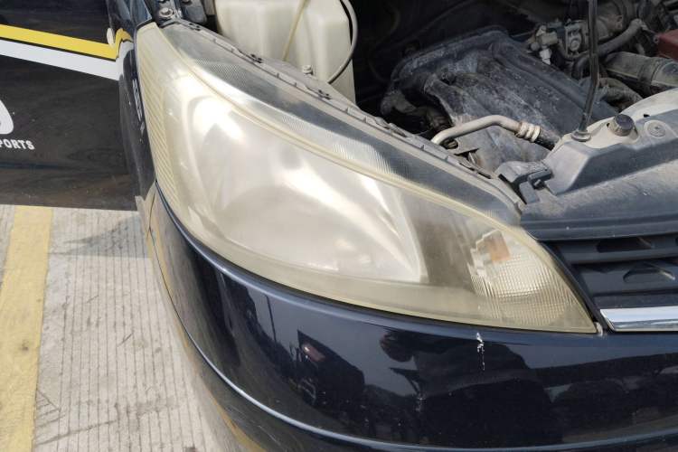 Used Nissan NV200 2013 1.6L Luxury Model China IV Standard Right Front Headlight