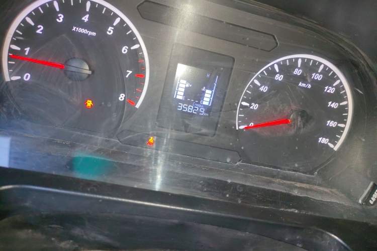 Used FORTHING Lingzhi 2022 V3 1.6L Base Model 2 Seats