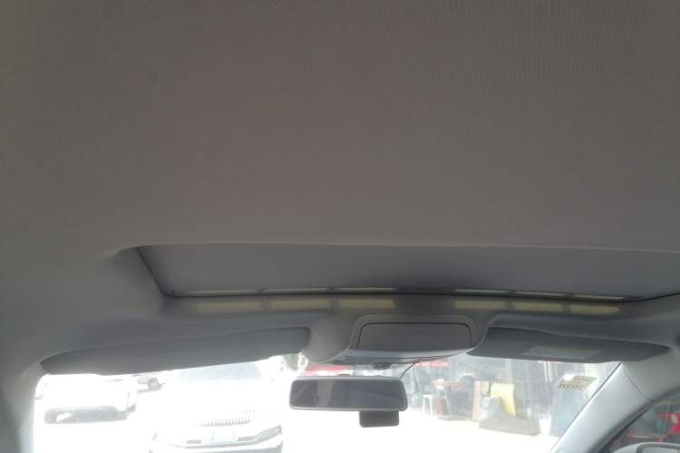 Used Volkswagen Sagitar 2018 280TSI DSG Comfort Model Headliner