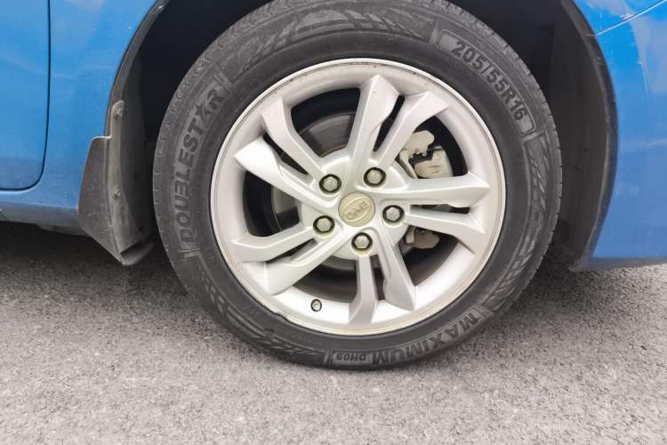 Used BYD Surui 2014 1.5TID Automatic Flagship Model