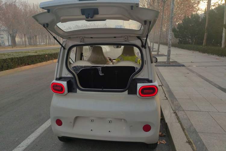 Used Wuling Hongguang MINIEV 2024 3rd Generation 215km Youth Edition
