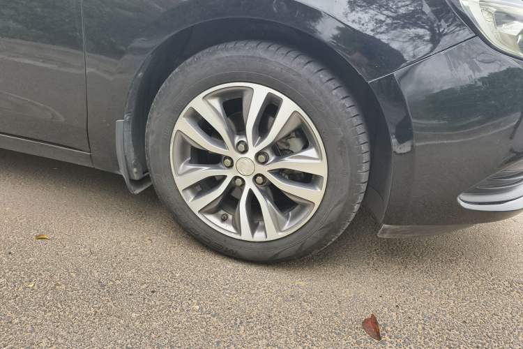 Used Buick GT 2018 18T Automatic Elite Model