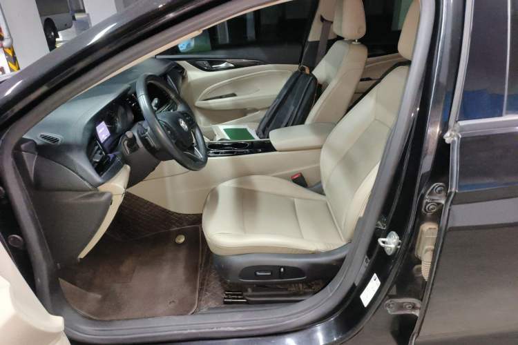 Used Buick Regal 2020 552T Elite Edition Left Front Seat