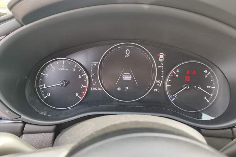 Used Mazda 3 Axela 2023 2.0L Automatic ZhiZhen Edition Odometer Close Up