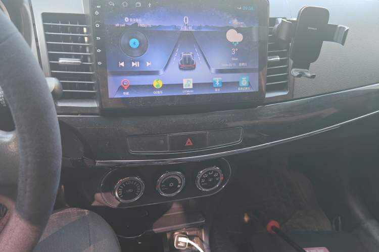 Used Mitsubishi Lancer EX 2012 Chasing Edition 1.8L Manual Luxury Model
