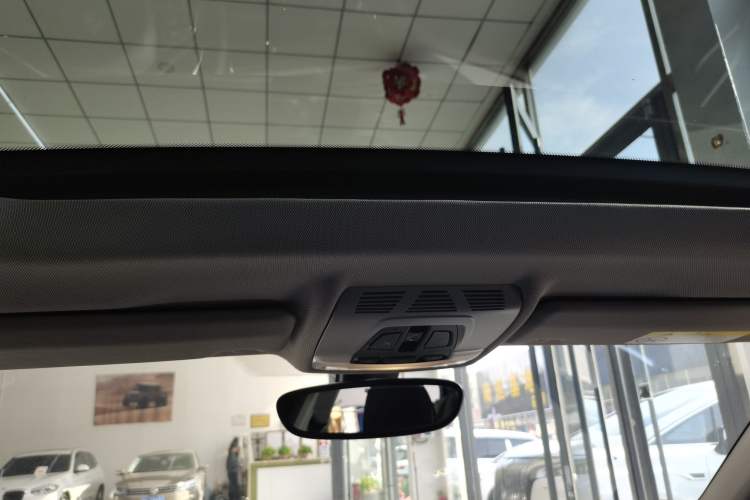 Used BMW 1 Series 2018 120i Design Package Model