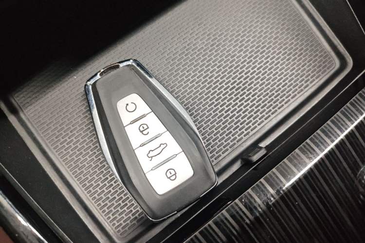 Used Geely Auto Monjaro L 2021 2.0TD DCT EVO Two-Wheel Drive Prestige Version
