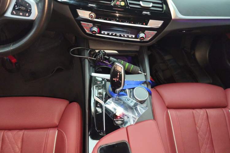 Used BMW 5 Series 2021 Restyled 530Li Luxury Edition M Sport Package Gear Lever