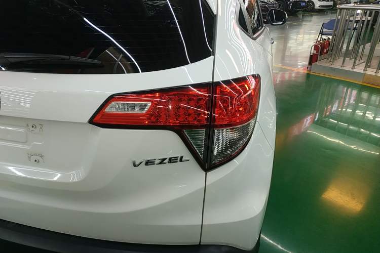 Used Honda Vezel 2020 1.5L CVT Pioneer Edition