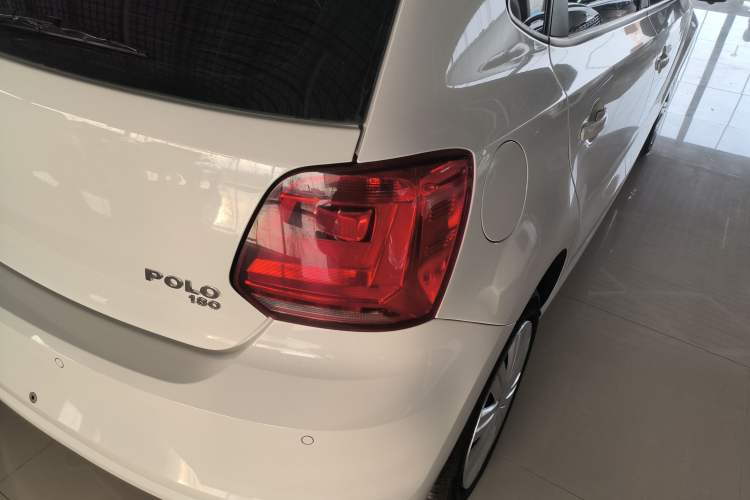 Used Volkswagen Polo 2016 1.6L Automatic Comfort Model
