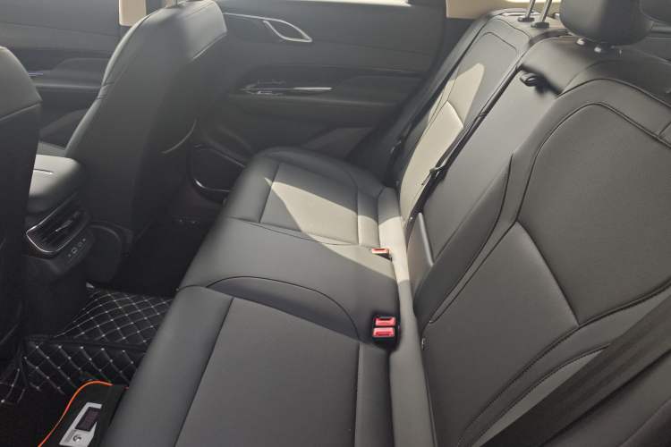 Used Hongqi HS3 PHEV 2025 Model 117km Jingwei Edition