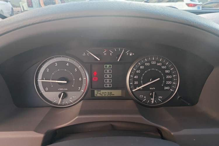 Used Toyota Land Cruiser 2010 4000 Middle East Edition
