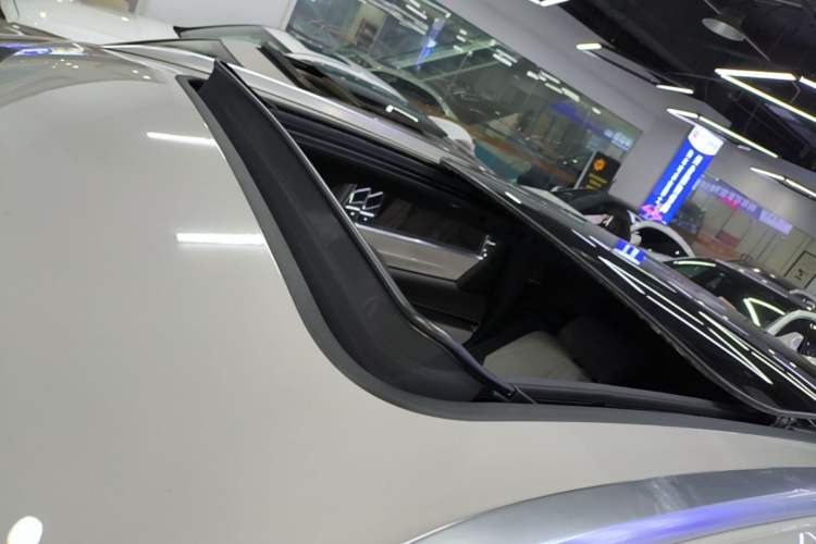 Used BYD Song PLUS New Energy 2025 EV Intelligent Driving Version 520km Premium Model Roof