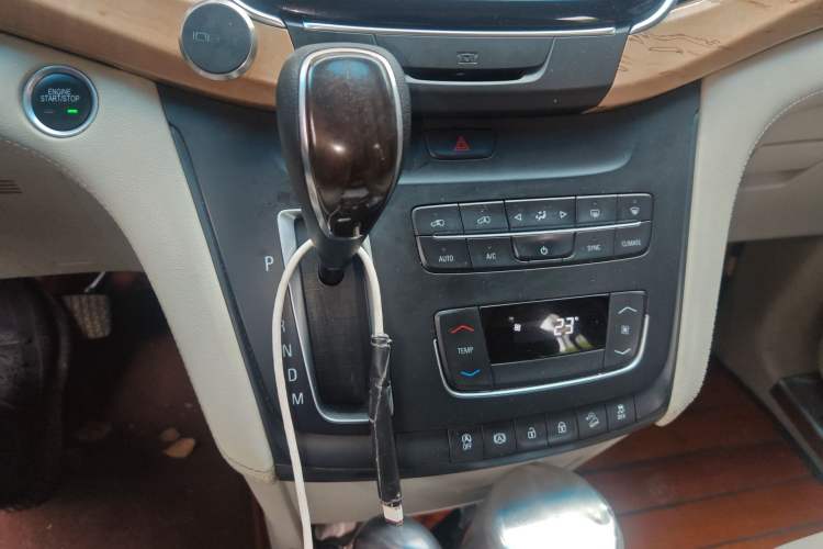 Used Buick GL8 2018 ES 28T Comfort Model China VI Standard
