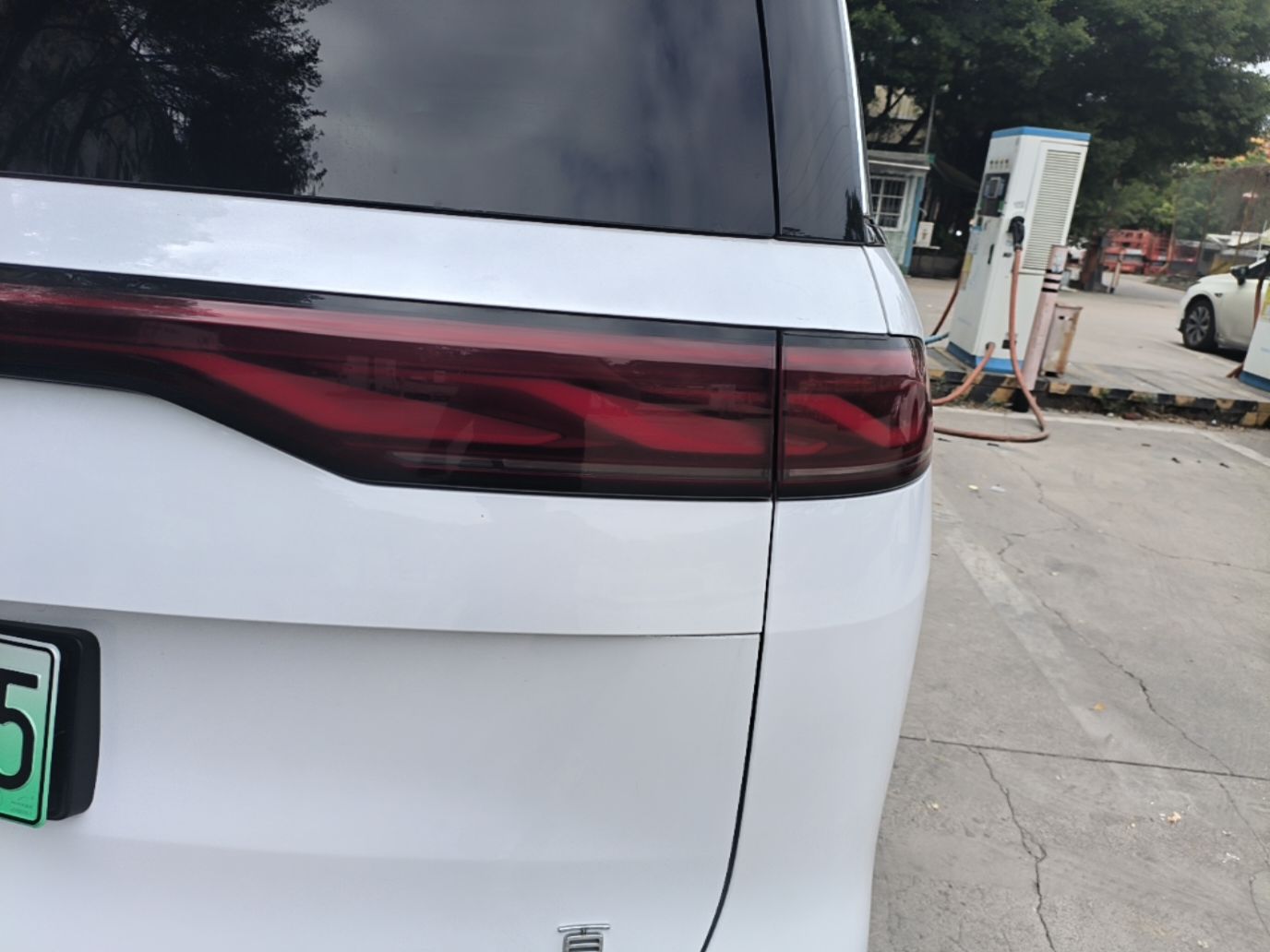 BYD Xia 2026 DM-i 1.5T 218KM Excellence Edition — снимка 9