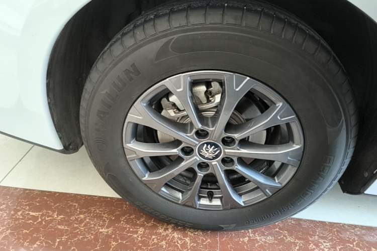 Used BYD Qin L 2024 DM-i 80KM Leading Model
