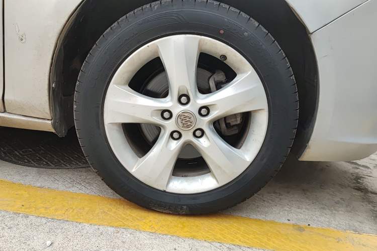 Used Buick GT 2013 GT 1.6T Automatic Fashion Sport Edition
