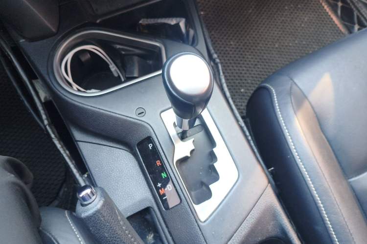 Used Toyota RAV4 2016 2.0L CVT Two-Wheel Drive Smart Edition China V Standard