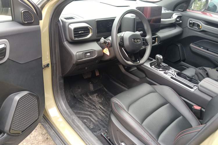 Used Geely Auto Cowboy 2025 1.5TD Fun-Offroad Version Driver Seat