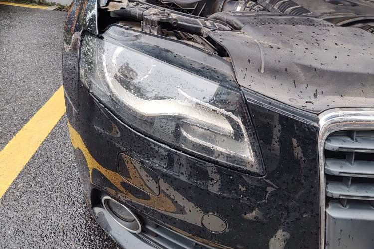 Used Audi A4L 2011 2.0 TFSI Comfort Model
