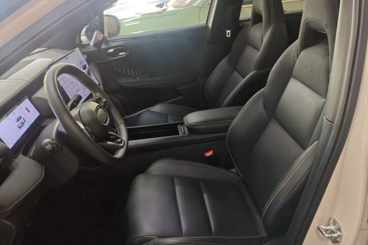 Used Lynk & Co 06 2025 Renew 1.5T Halo
