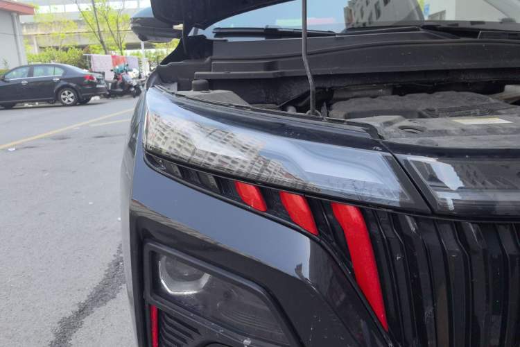 Used Dongfeng Aeolus Huge 2024 Mach Power 1.5T Premium Model
