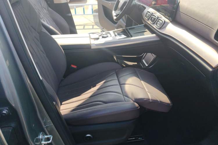 Used Chery Tiggo 9 C-DM 2025 1.5T 106KM Ultra-Comfort Edition 5 Seats Lithium-NMC