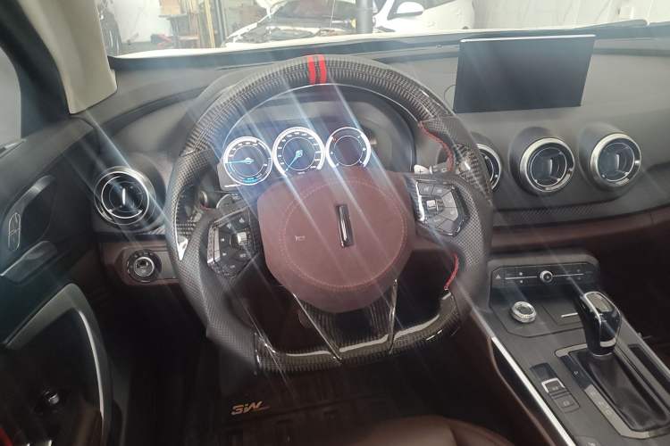 Used Wey P8 2018 2.0T Prestige Version
