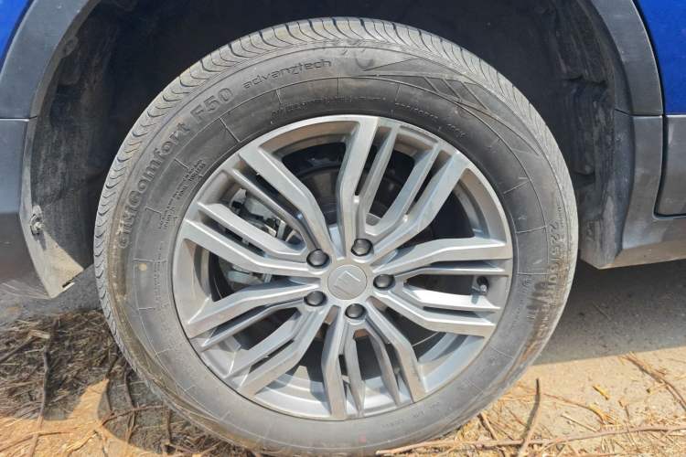 Used Farizon FX 2020 1.8T Smart Edition 4-Seater Right Rear Wheel Hub