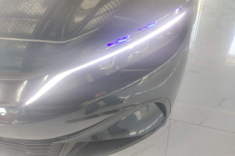 Used BYD Han 2022 EV 610 km All-Wheel-Drive Qianshan Cui Limited Edition
