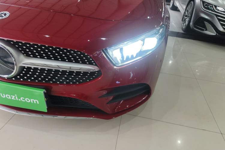 Used Mercedes-Benz A-Class 2021 A 200 L Sport Sedan Fashion Model
