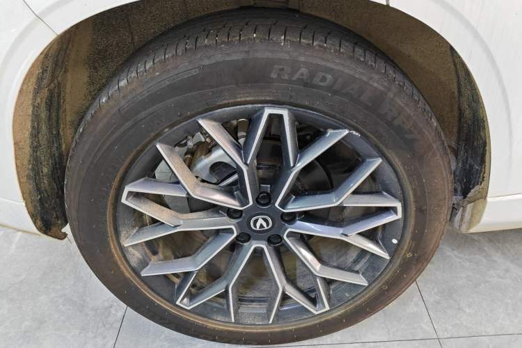 Used CHANGAN UNI-Z 2025 500Bar PRO Right Rear Wheel Hub